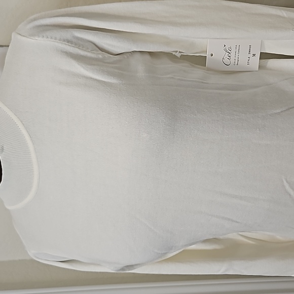 Amazon - Cream LongSleeve - Size Medium - Picture 2 of 2